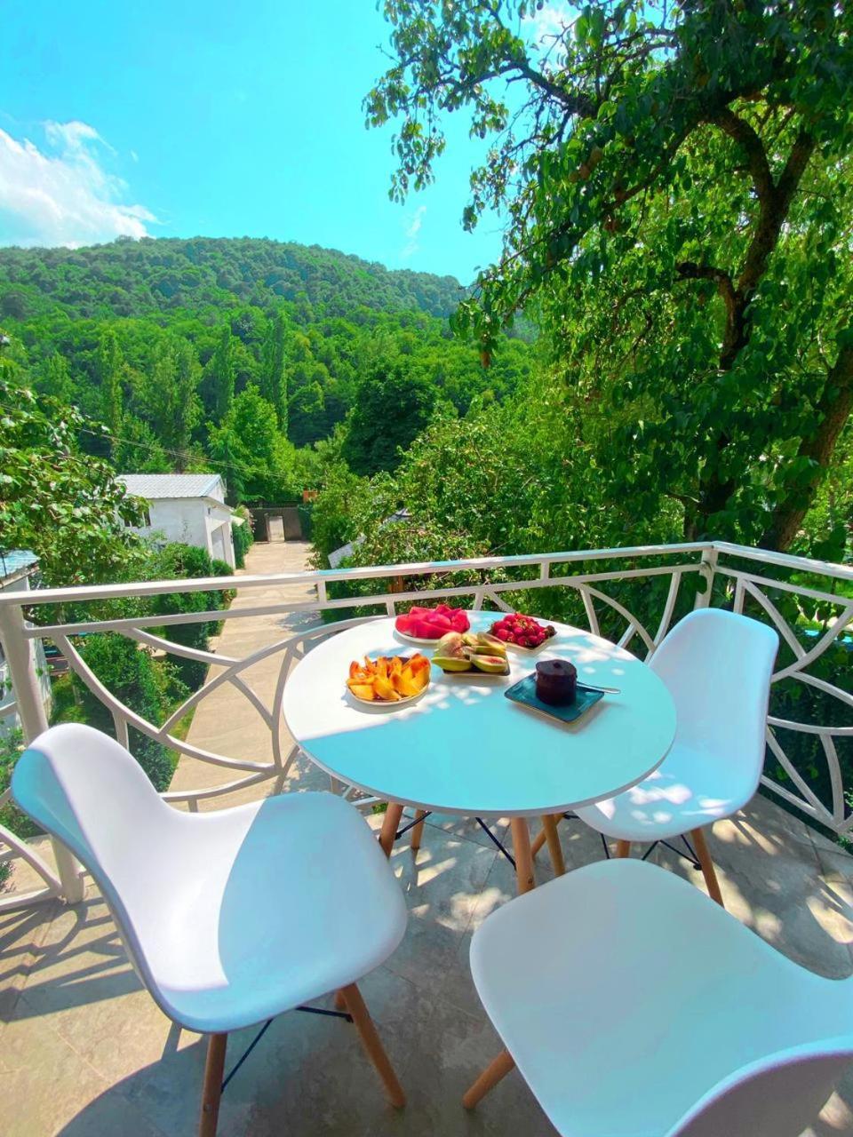 Green Garden B&B Dilijan Eksteriør billede